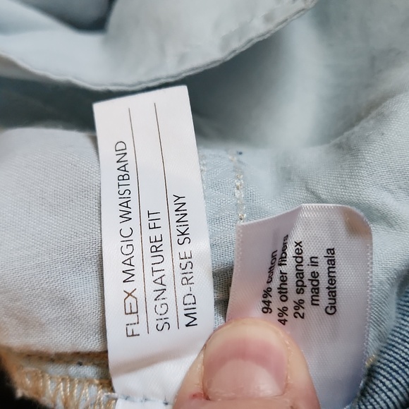 Lane Bryant Magic Waistband Signiture Fit Mid-Rise Skinny Jeans - Picture 7 of 9